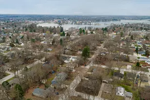 727 E Madison St, Oconomowoc, WI 53066 - Photo 37