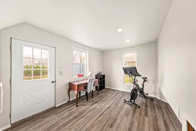 727 E Madison St, Oconomowoc, WI 53066 - Photo 25