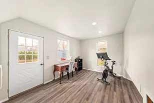 727 E Madison St, Oconomowoc, WI 53066 - Photo 25