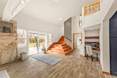 727 E Madison St, Oconomowoc, WI 53066 - Photo 17