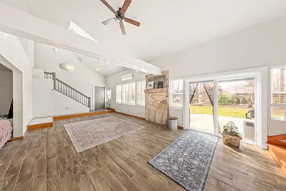 727 E Madison St, Oconomowoc, WI 53066 - Photo 15