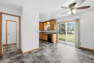 2419 Deerfield Dr, West Bend, WI 53090 - Photo 9