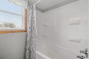 2421 Deerfield Dr, West Bend, WI 53090 - Photo 17