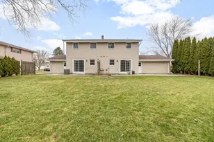 2421 Deerfield Dr, West Bend, WI 53090 - Photo 27