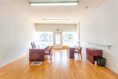 3408 W National Ave, Milwaukee, WI 53215 - Photo 3