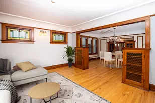 1845 N Warren Ave, Milwaukee, WI 53202 - Photo 17