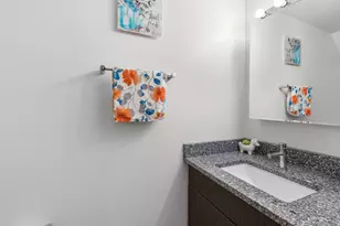 12975 N Colony Dr, Mequon, WI 53097 - Photo 5
