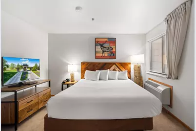 7020  Grand Geneva Way #206, Lake Geneva, WI 53147 - Photo 13