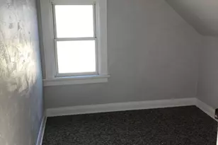 909 S 21st St, Manitowoc, WI 54220 - Photo 9