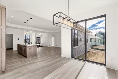 W251N2413  Valleyview Cir, Pewaukee, WI 53072 - Photo 7