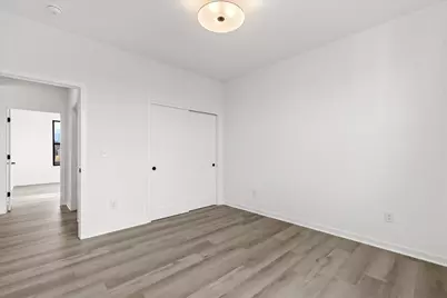 W251N2413  Valleyview Cir, Pewaukee, WI 53072 - Photo 17