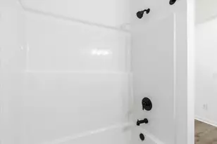 W251N2413 Valleyview Cir, Pewaukee, WI 53072 - Photo 21