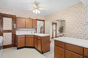 4109 S Whitnall Ave, Milwaukee, WI 53207 - Photo 19