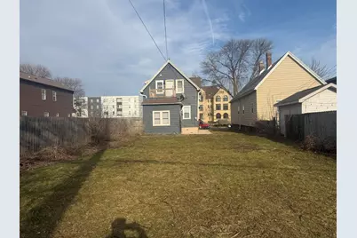 2215 N Dr William Finlayson St, Milwaukee, WI 53212 - Photo 3