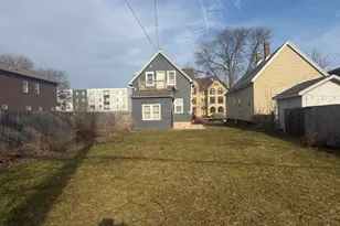 2215 N Dr William Finlayson St, Milwaukee, WI 53212 - Photo 3