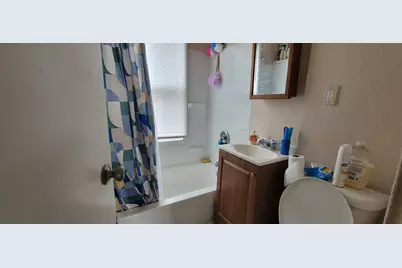 2020 W Hopkins St, Milwaukee, WI 53206 - Photo 13