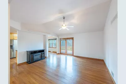 10655  33rd Ave, Pleasant Prairie, WI 53158 - Photo 3