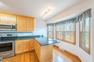 10655 33rd Ave, Pleasant Prairie, WI 53158 - Photo 9