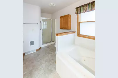 10655  33rd Ave, Pleasant Prairie, WI 53158 - Photo 13