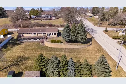 324  Hoff St, Random Lake, WI 53075 - Photo 5