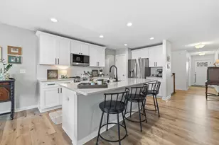 625 Mary Way, Slinger, WI 53086 - Photo 13