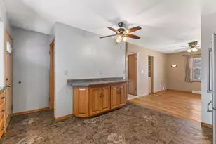 11925 W Lynx Ave, Milwaukee, WI 53225 - Photo 7