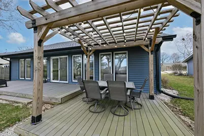 16285 W Mayflower Dr, New Berlin, WI 53151 - Photo 27