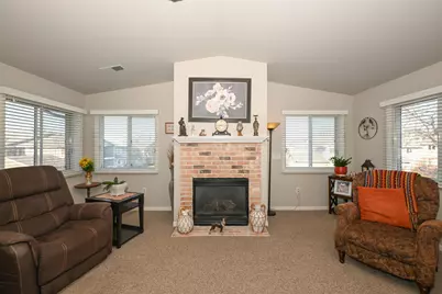 1111 N Sunnyslope Dr #201, Racine, WI 53406 - Photo 21