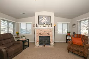 1111 N Sunnyslope Dr, Racine, WI 53406 - Photo 21