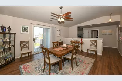 1111 N Sunnyslope Dr #201, Racine, WI 53406 - Photo 9