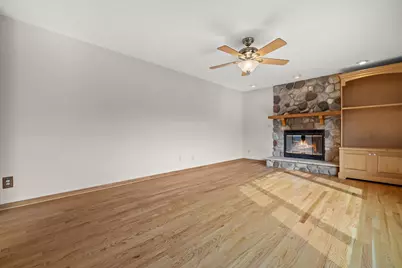 10861  35th Ave, Pleasant Prairie, WI 53158 - Photo 11