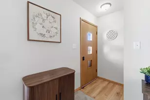 N95W19929 Marson Ct, Menomonee Falls, WI 53051 - Photo 7