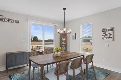 W218N16022  Tiger Lily Dr, Jackson, WI 53037 - Photo 11