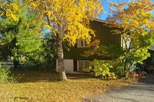 5039 Cynthia Ln, Racine, WI 53406 - Photo 17