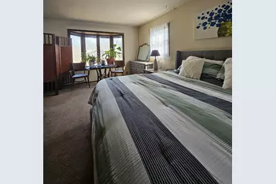 5039  Cynthia Ln, Racine, WI 53406 - Photo 11