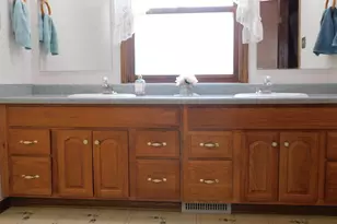 5312 N 54th St, Milwaukee, WI 53218 - Photo 9