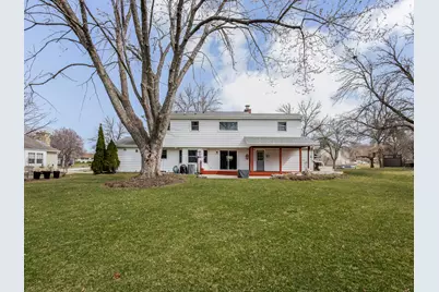 416 S Comanche Ln, Waukesha, WI 53188 - Photo 39