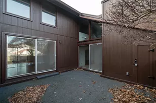 5190 Woodbridge Ln, Greenfield, WI 53221 - Photo 23