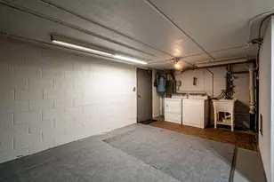 5190 Woodbridge Ln, Greenfield, WI 53221 - Photo 19