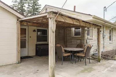 10506 W Grange Ave, Hales Corners, WI 53130 - Photo 3