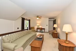 661 S Lake Shore Dr, Lake Geneva, WI 53147 - Photo 7