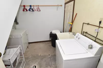 661 S Lake Shore Dr, Lake Geneva, WI 53147 - Photo 27