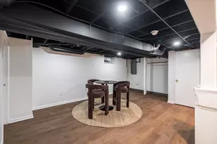 860 W La Salle Ave, Glendale, WI 53209 - Photo 23