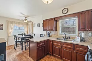 4224 N 67th St, Milwaukee, WI 53216 - Photo 9