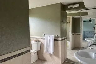 8551 North Point Dr, Fox Point, WI 53217 - Photo 13