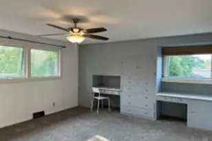 8551 North Point Dr, Fox Point, WI 53217 - Photo 9