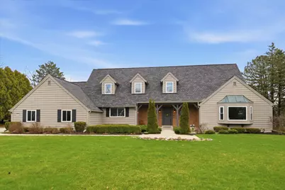 10270 N Range Line Ct, Mequon, WI 53092 - Photo 1