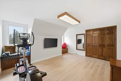 10270 N Range Line Ct, Mequon, WI 53092 - Photo 27