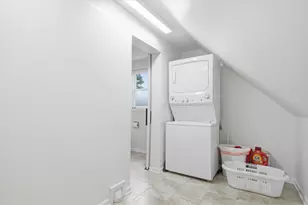 10270 N Range Line Ct, Mequon, WI 53092 - Photo 31