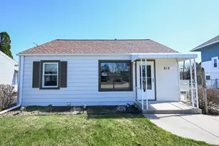 812 S 109th St, West Allis, WI 53214 - Photo 23
